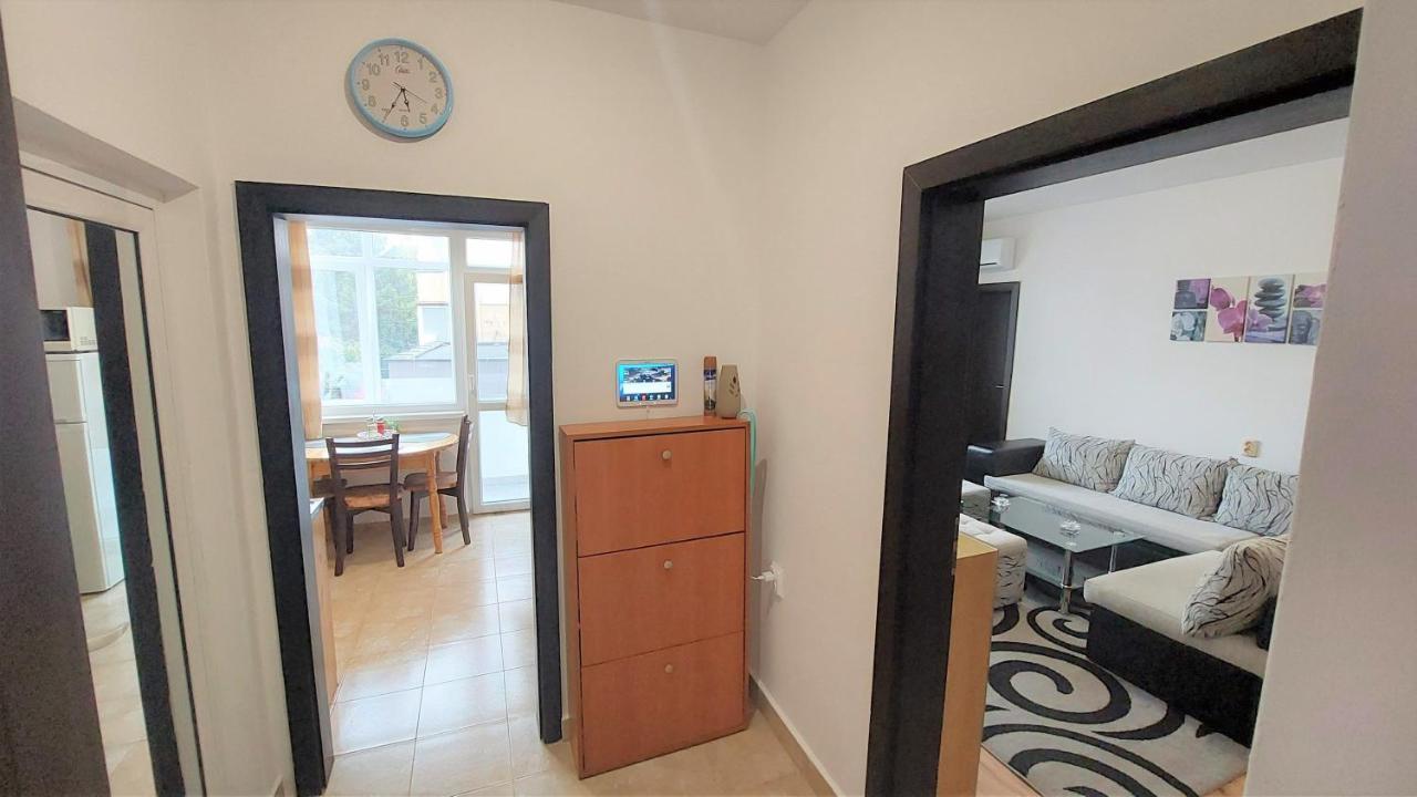 3 Rooms Apartment, Top Center, 1St Floor, Aubg, Free Parking, Pc I5 Ssd, 3 Led Tvs 200 Channels, Wifi, Terrace, Easy-Late Check-In, Stay Before Greece Благоэвгард Экстерьер фото